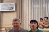 «Келінге жарыпсыз»: Жанар Айжанованың қызының қайынатасымен қалжыңы көптің ашуына тиді (ВИДЕО)