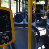 «Здача жоқ!» - Семейде кондуктор оқушы қызды қақаған суықта жолдан түсіріп кеткен